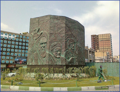 روایت انقلاب در یک میدان