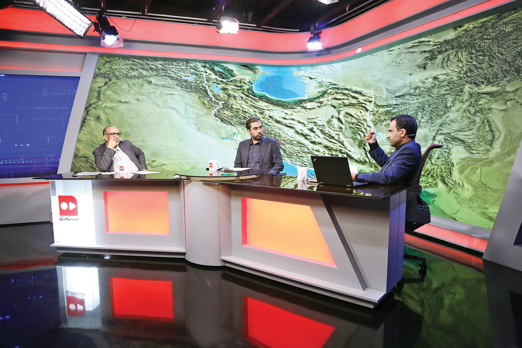 استاد! شما باید تغییر کنید