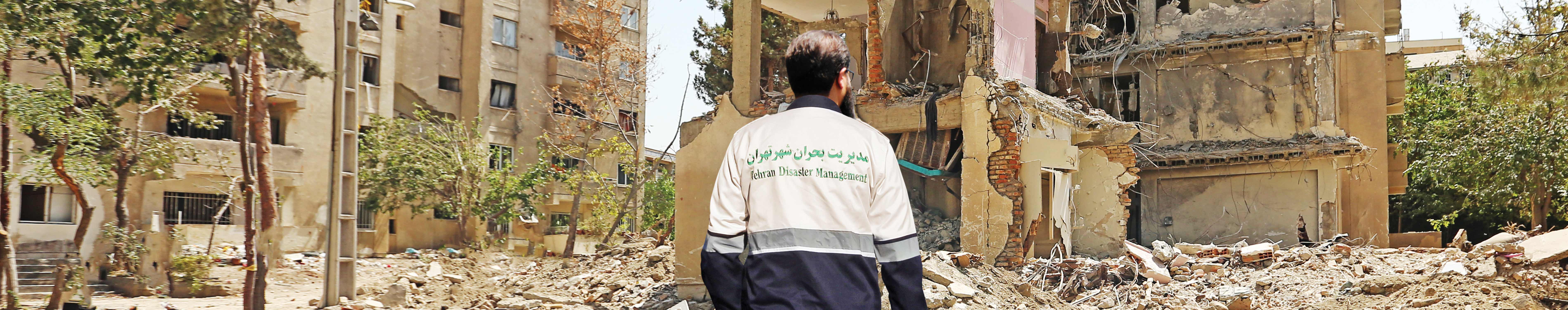 خدمت در دل بحران