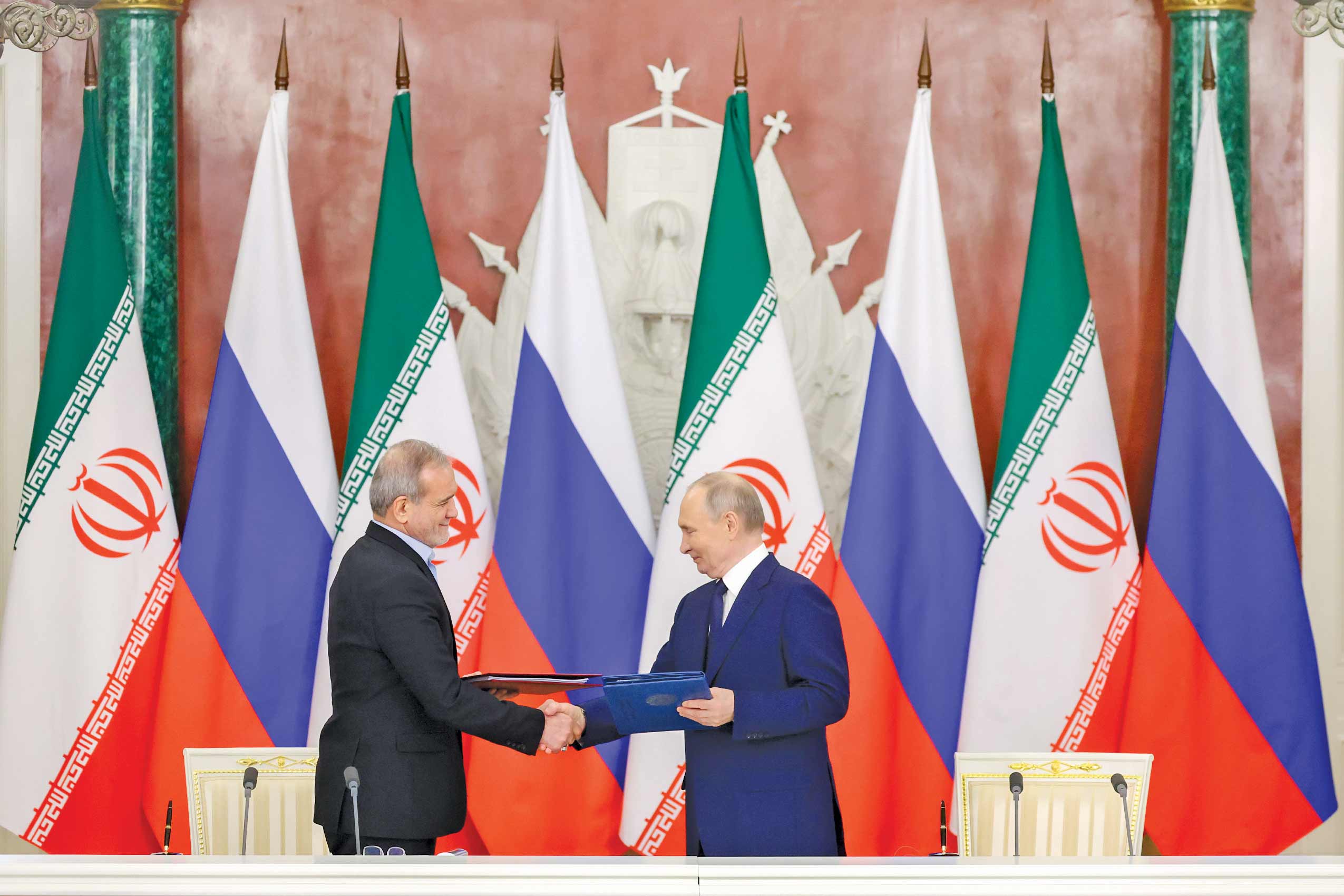 13 سفر، 12 ماه