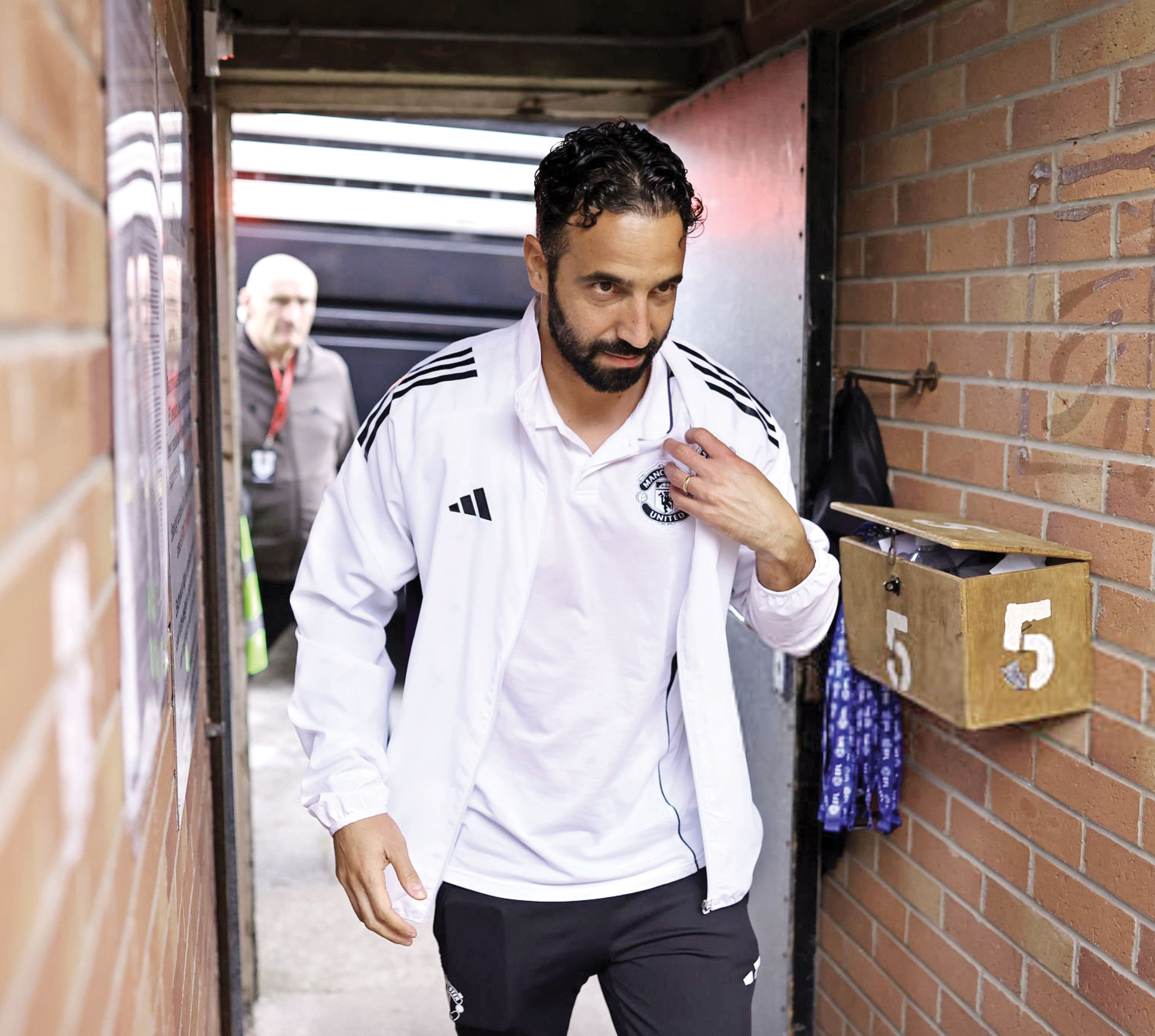 منچستر و آموریم و اونانا به هیچ تیمی نه نمی‌گویند