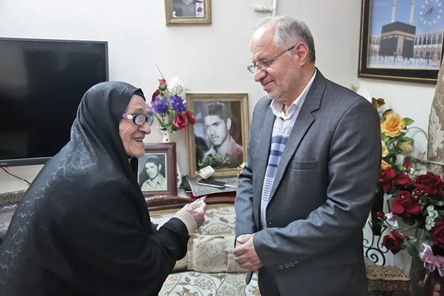 ماجرای مادر و شیار 143