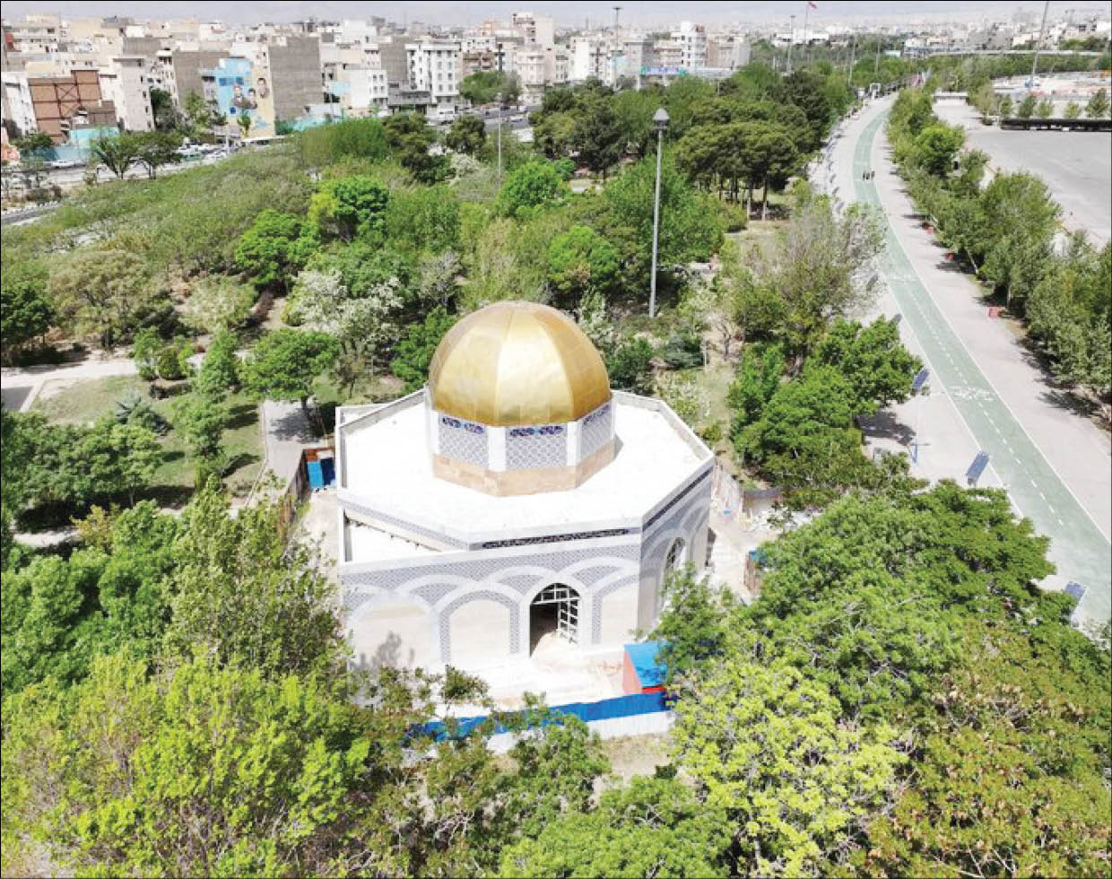 از گلزارهای شهدا در نقاط مختلف پایتخت بازدید کنید