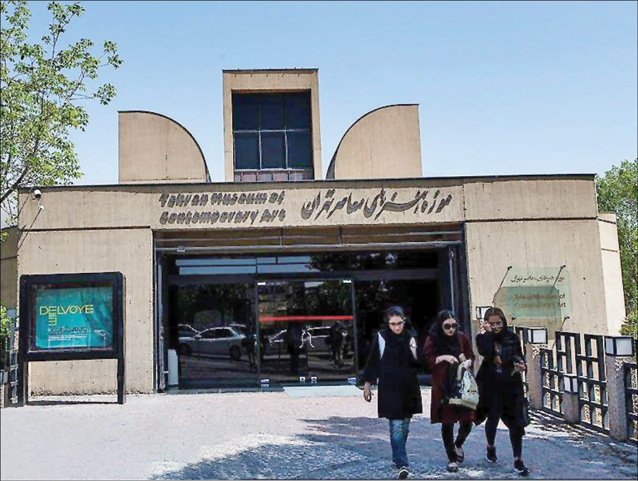 در این موزه‌ها آثار تاریخی و هنری ارزشمندی نگهداری می‌شود