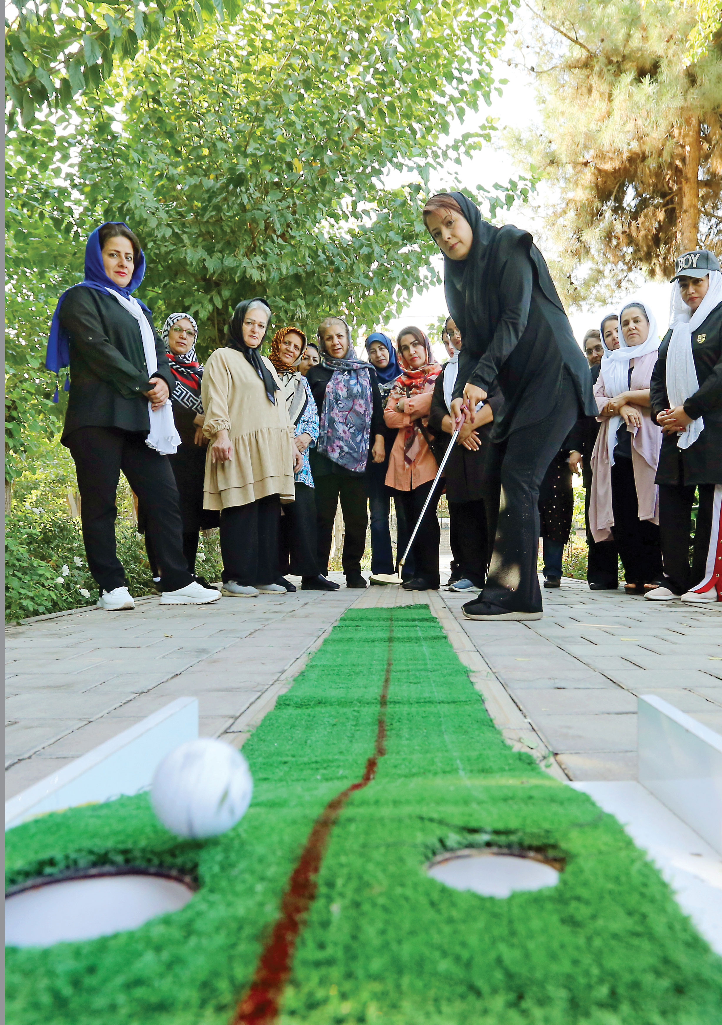 مجموعه‌های ورزشی و مسیرهای تندرستی متعددی در تهران وجود دارد