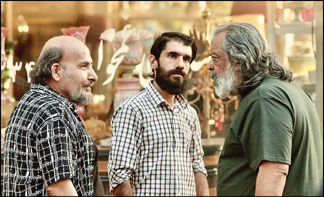 توقیف‌اکران‌آنلاین بعد از قاچاق فیلم