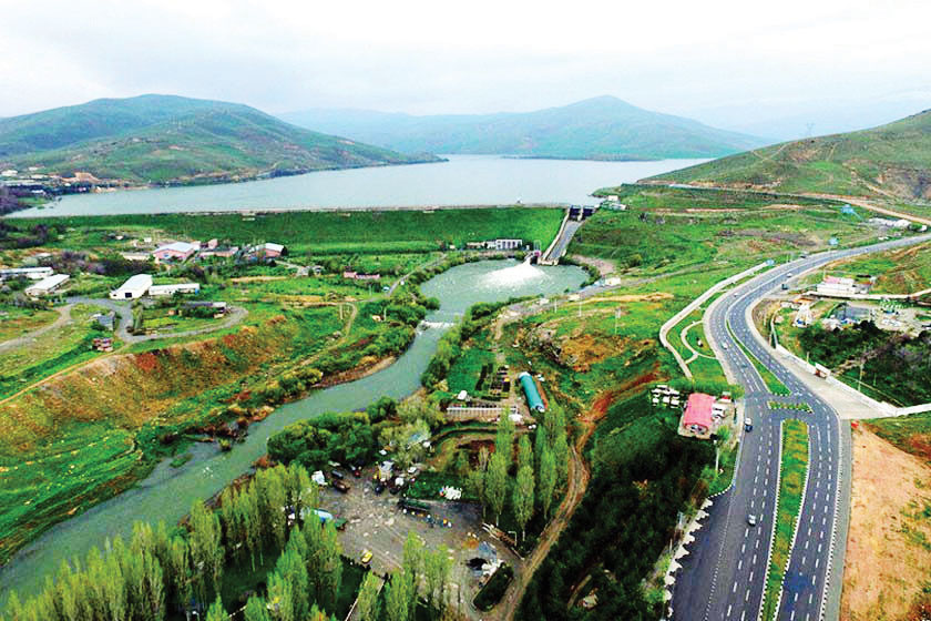 شهری با رگ‌های آبی