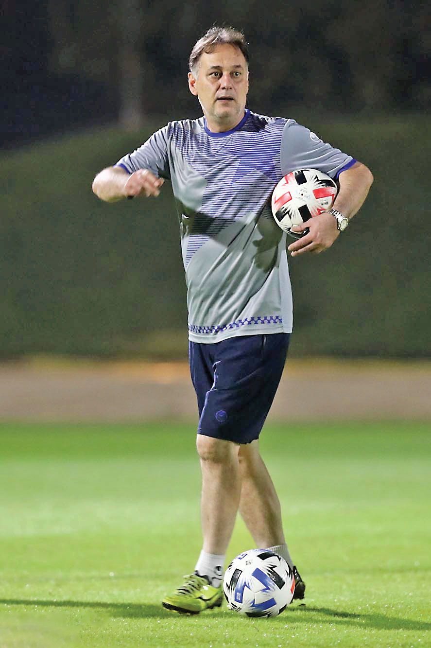 مجید نامجومطلق از شرایط استقلال و پرسپولیس در آستانه بازی بزرگ نیم فصل می‌گوید