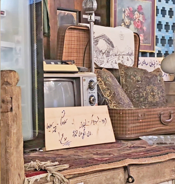 قاشق‌های پولی