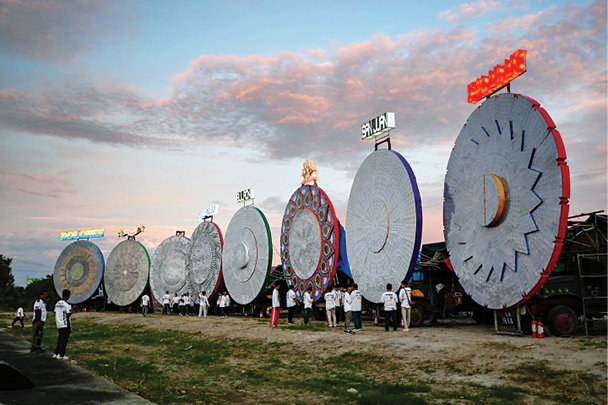 جشن فانوس‌ها در کریسمس فیلیپین